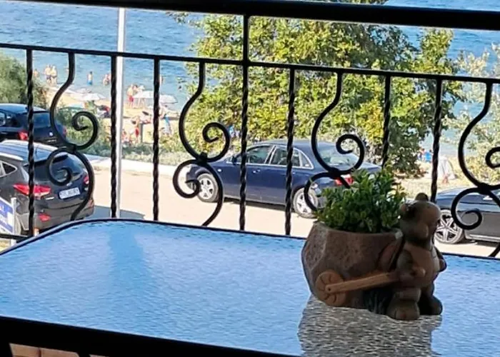 Endless Blue Kassandra Néa Fókaia